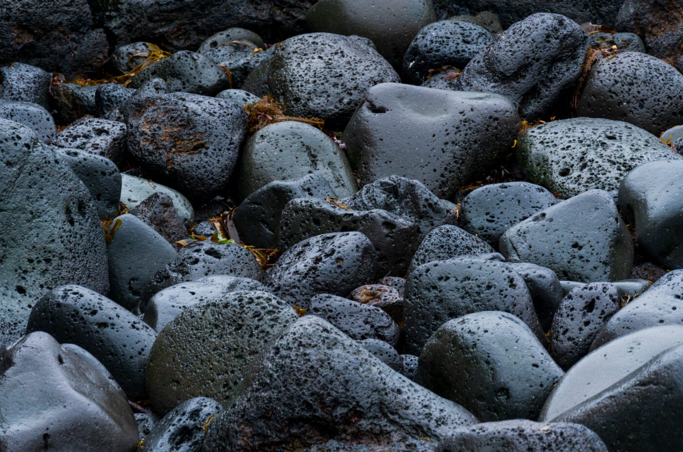 STRUCTURES OF ICELAND