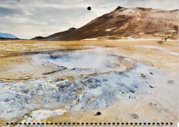 WALL CALENDAR - ICELAND 2025 Europe, Asia, Latin America and Oceania Edition - Image 4